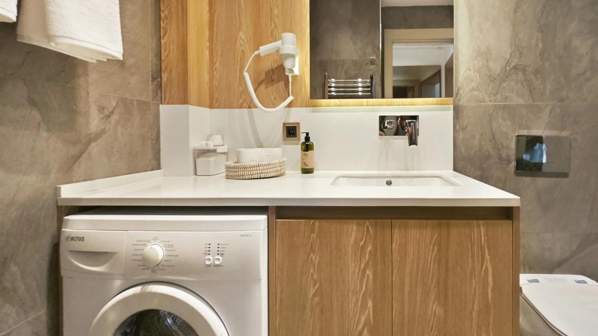 Marmada Suites Istanbul Apartment